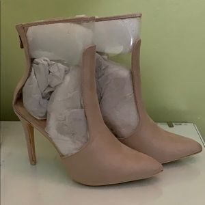 4’ nude suede and clear heel